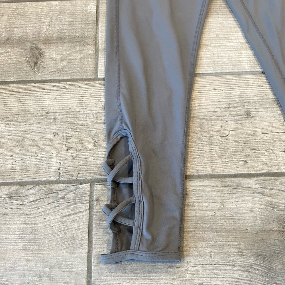 SOLD | Alphalete Gray and Black Cross Set Leggings - Picture 6 of 12